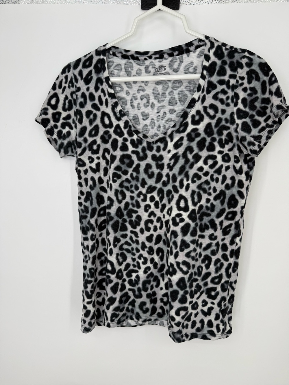 VS Pink Leopard Print V-Neck Women’s Top - Black & White XS